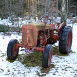 tractor-winter-feat