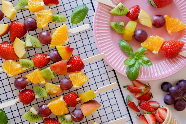 10 Low-Calorie Office Snacks to Try