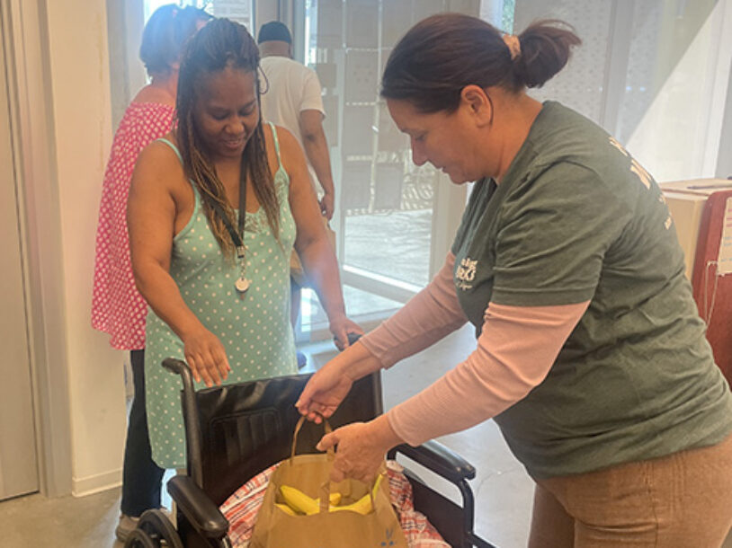 APC and The FruitGuys Partner Up to Donate Fruit to Californians in Need