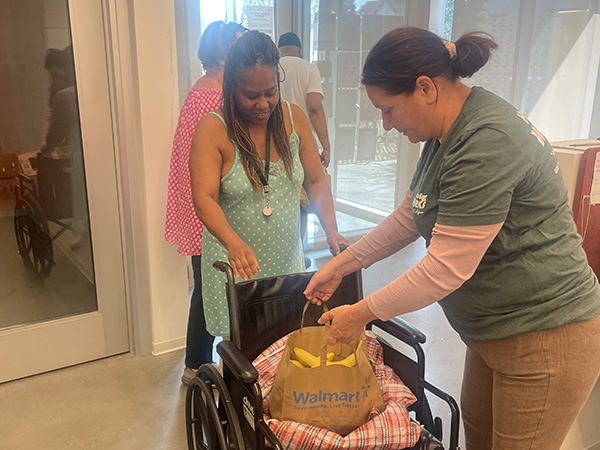 APC and The FruitGuys Partner Up to Donate Fruit to Californians in Need