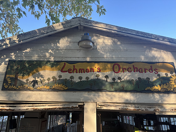 Farm building with Lehman's Orchards sign