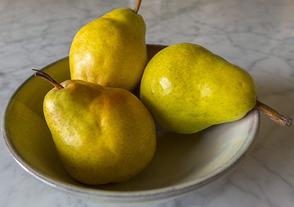 Bowl of yellow pears