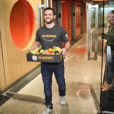 The Benefits of Weekly vs. Monthly Office Fruit Delivery